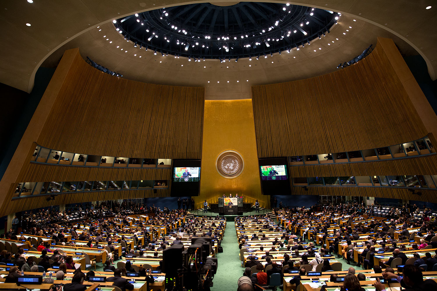 President Barack Obama delivers remarks at the UNGA Climate Summit 2014 in the General Assembly Hall at the United Nations in New York, N.Y., Sept. 23, 2014. (Official White House Photo by Lawrence Jackson)