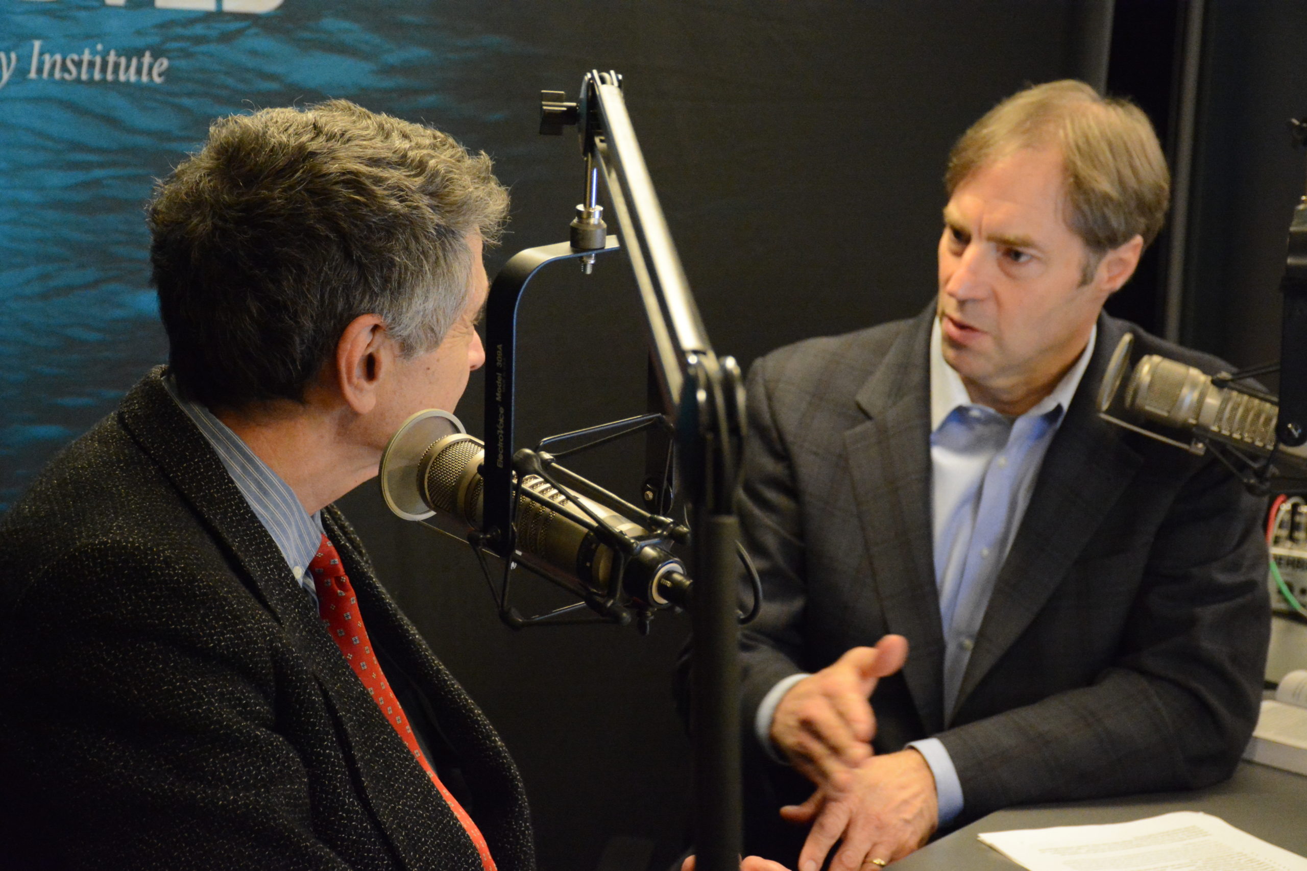 Michael Medved Interviews Stephen Meyer on Great Minds with Michael Medved