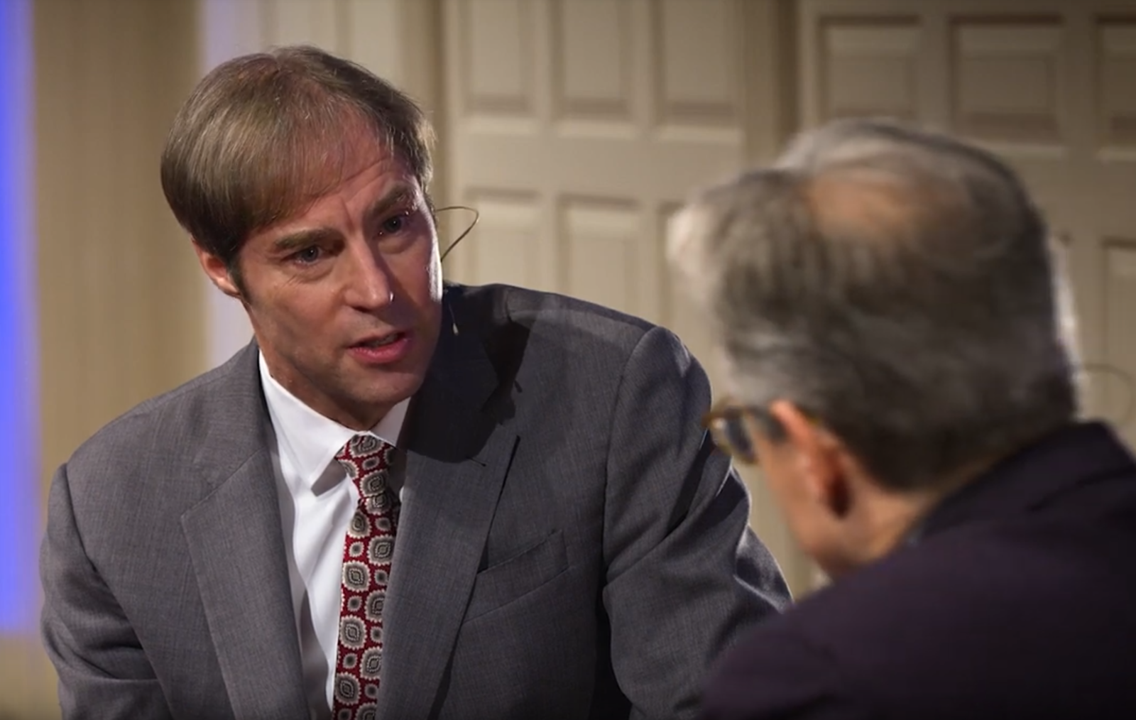 Stephen Meyer speaks with Eric Metaxas at 2019 Dallas Science and Faith Conference at Park Cities Baptist Church in Dallas sponsored by Discovery Institute’s Center for Science and Culture