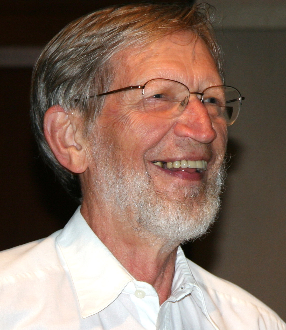Alvin Plantinga after telling a joke at the beginning of a lecture on science and religion delivered at the Mayo Clinic in Rochester, Minnesota in 2009