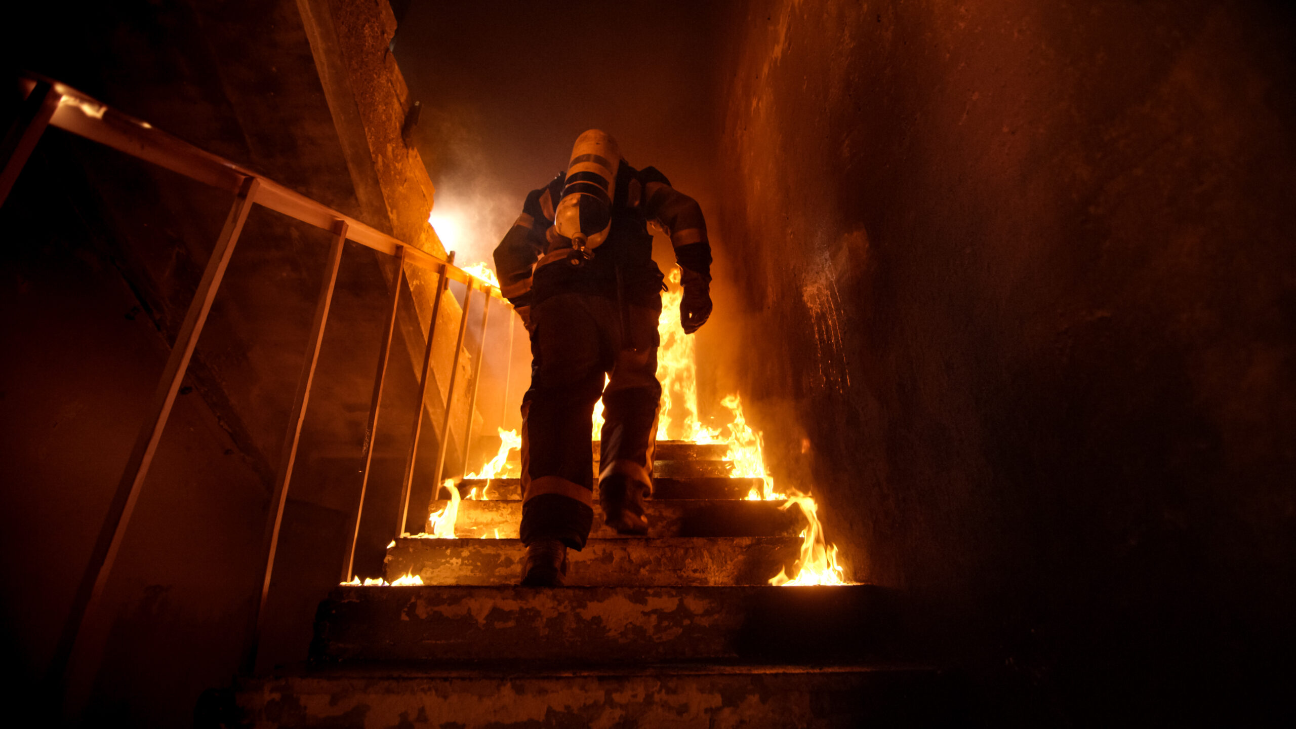 Why Evolutionary Psychology Can’t Explain Heroism
