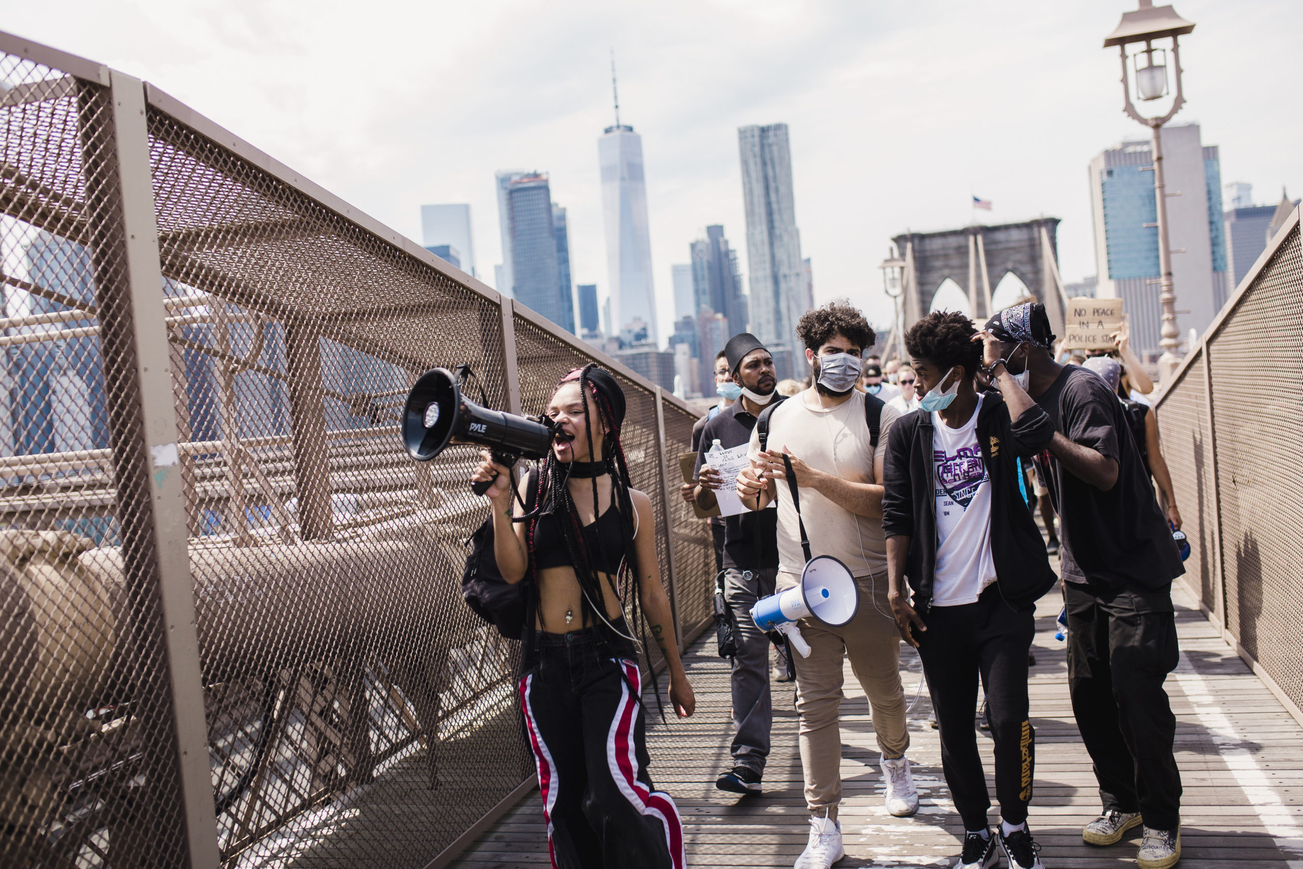 Protesters at brooklyn bridge
